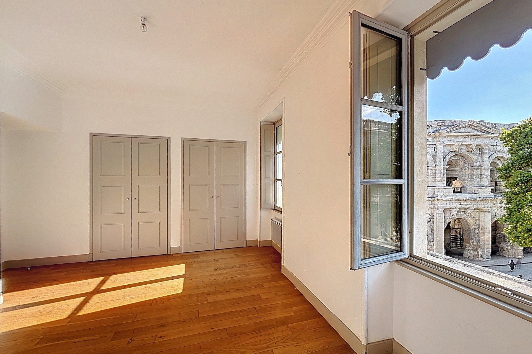 appartement 4 Pièces en vente sur NIMES (30000)