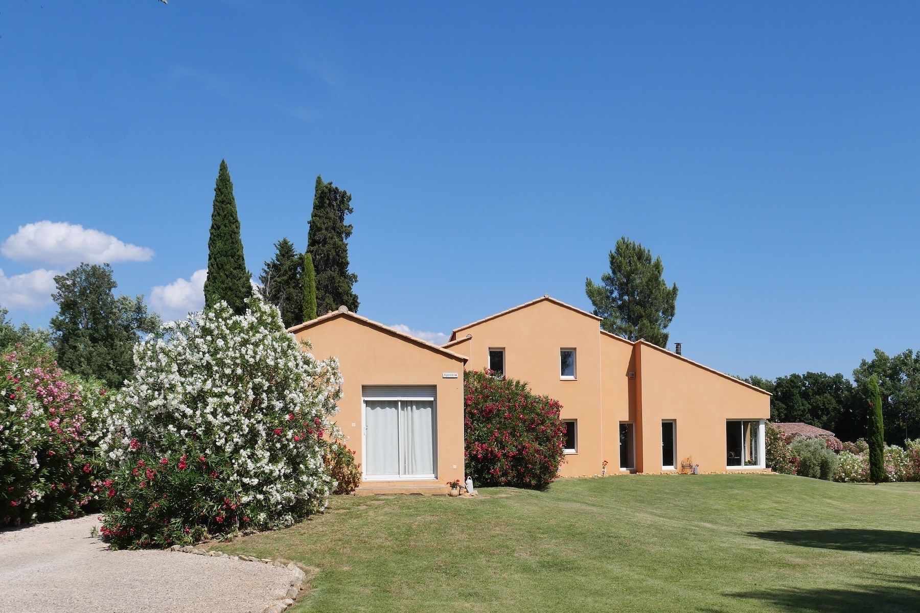 villa 10 Pièces en vente sur UZES (30700)
