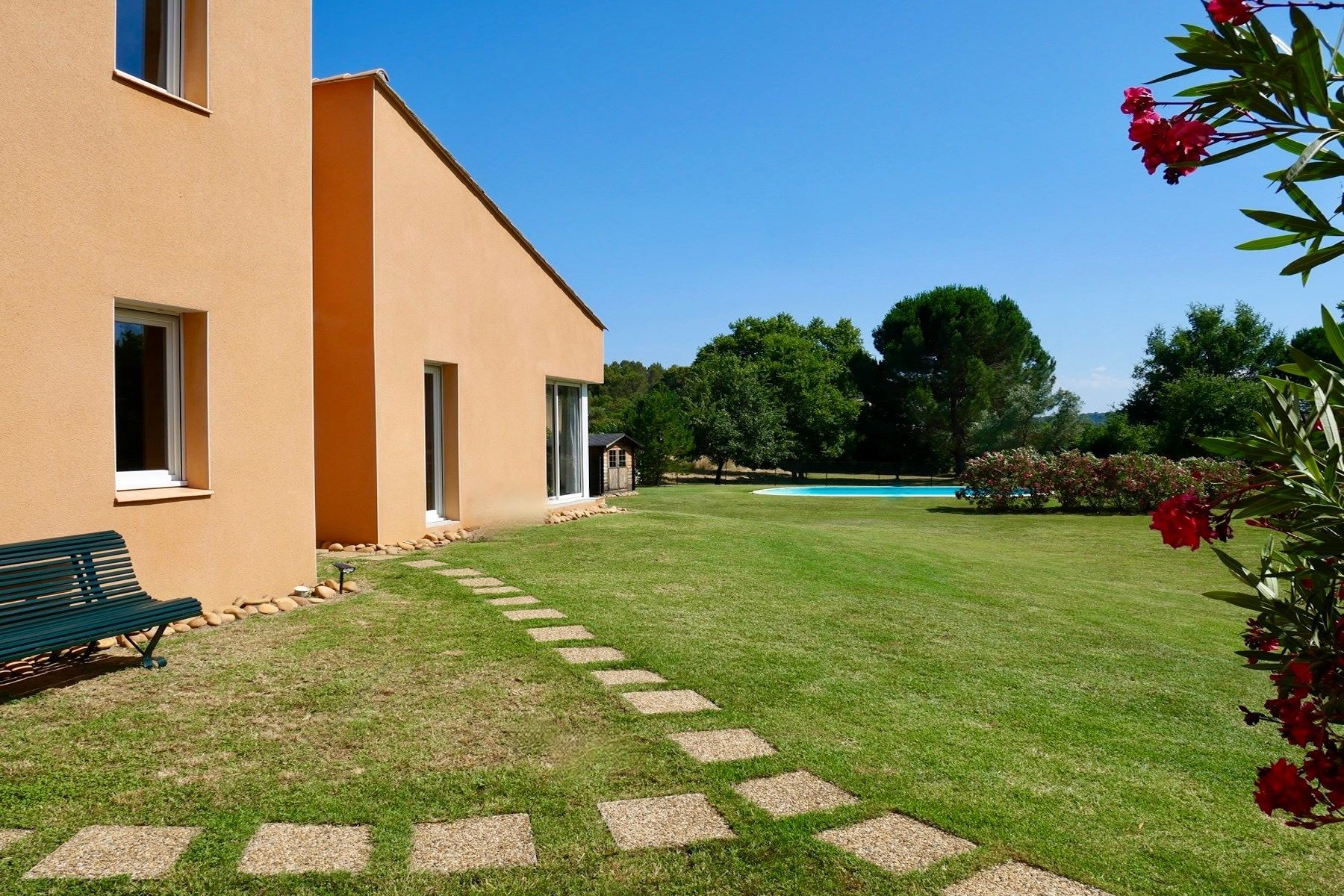 villa 10 Pièces en vente sur UZES (30700)
