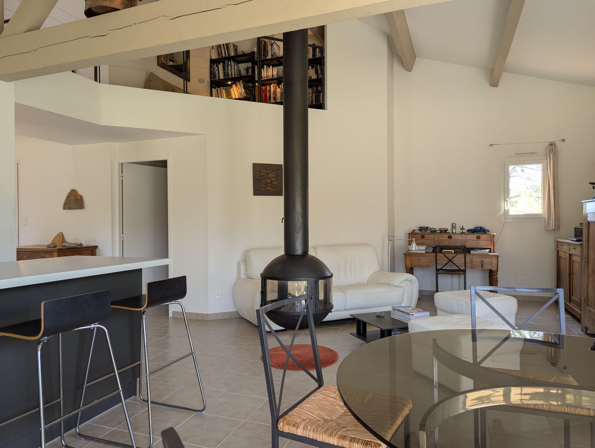 villa 10 Rooms for sale on UZES (30700)