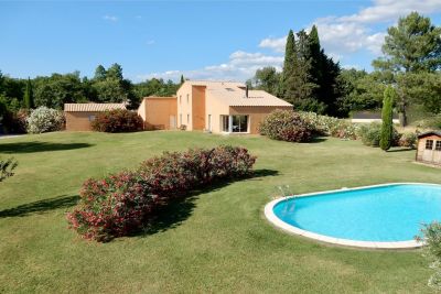 Sale Villa Uzès 10&nbsp;Rooms 189&nbsp;m²