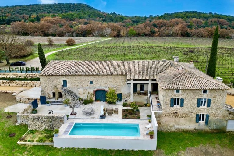 house 20 Rooms for sale on PONT ST ESPRIT (30130)