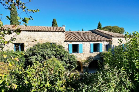 Sale House Uzès 9&nbsp;Rooms 259&nbsp;m²