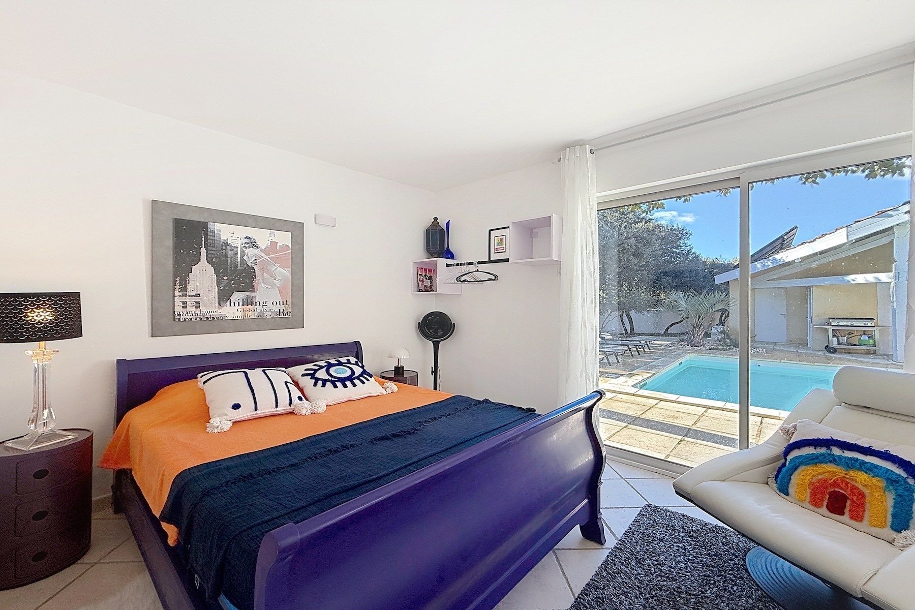 villa 9 Rooms for sale on UZES (30700)