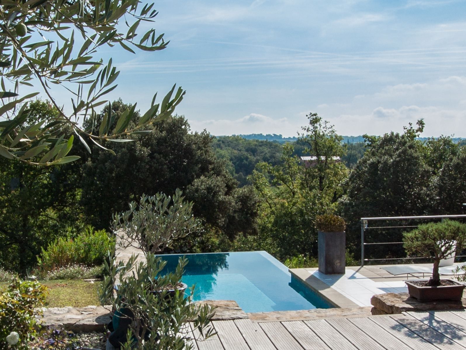 villa 10 Rooms for sale on UZES (30700)