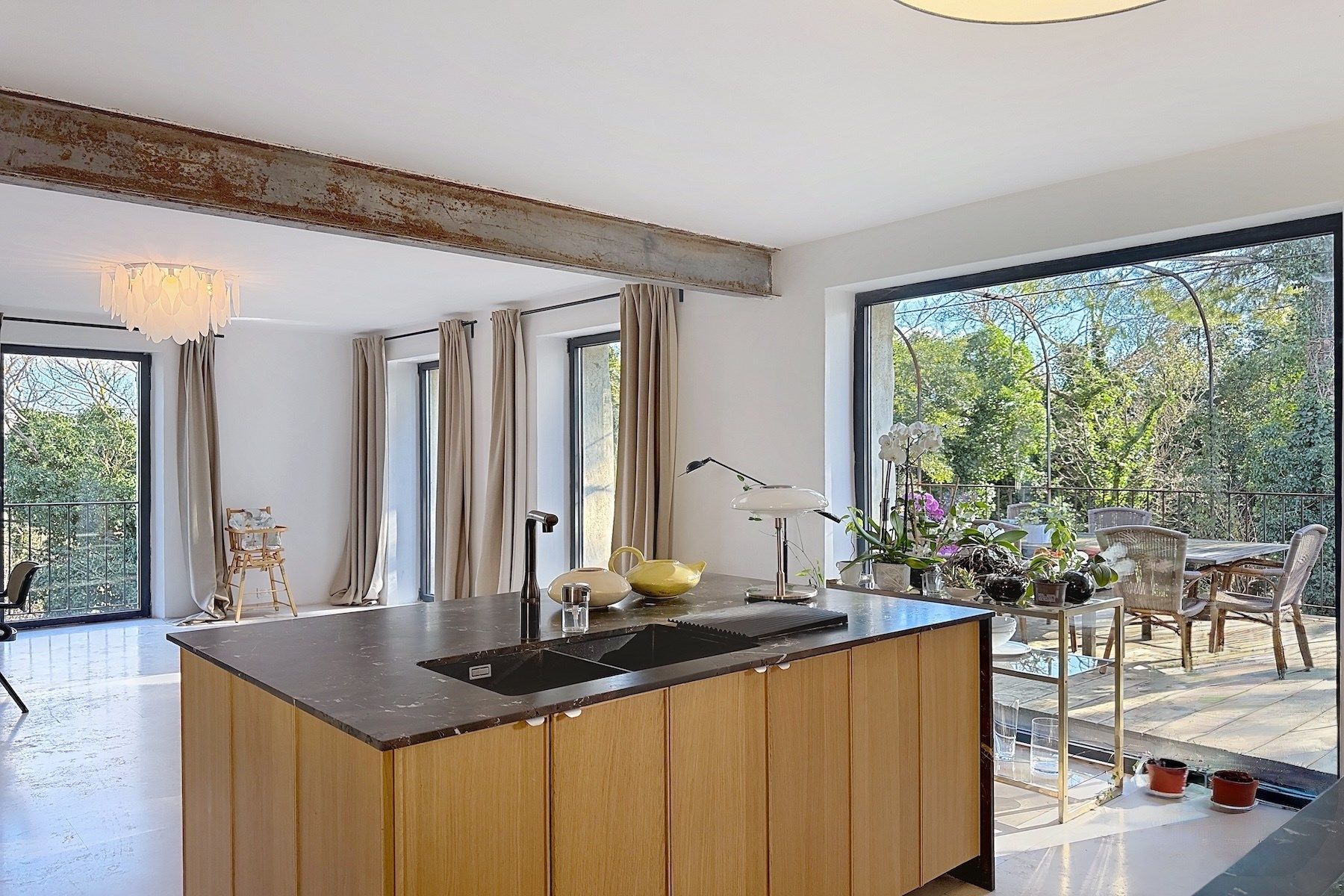 maison 10 Pièces en vente sur UZES (30700)