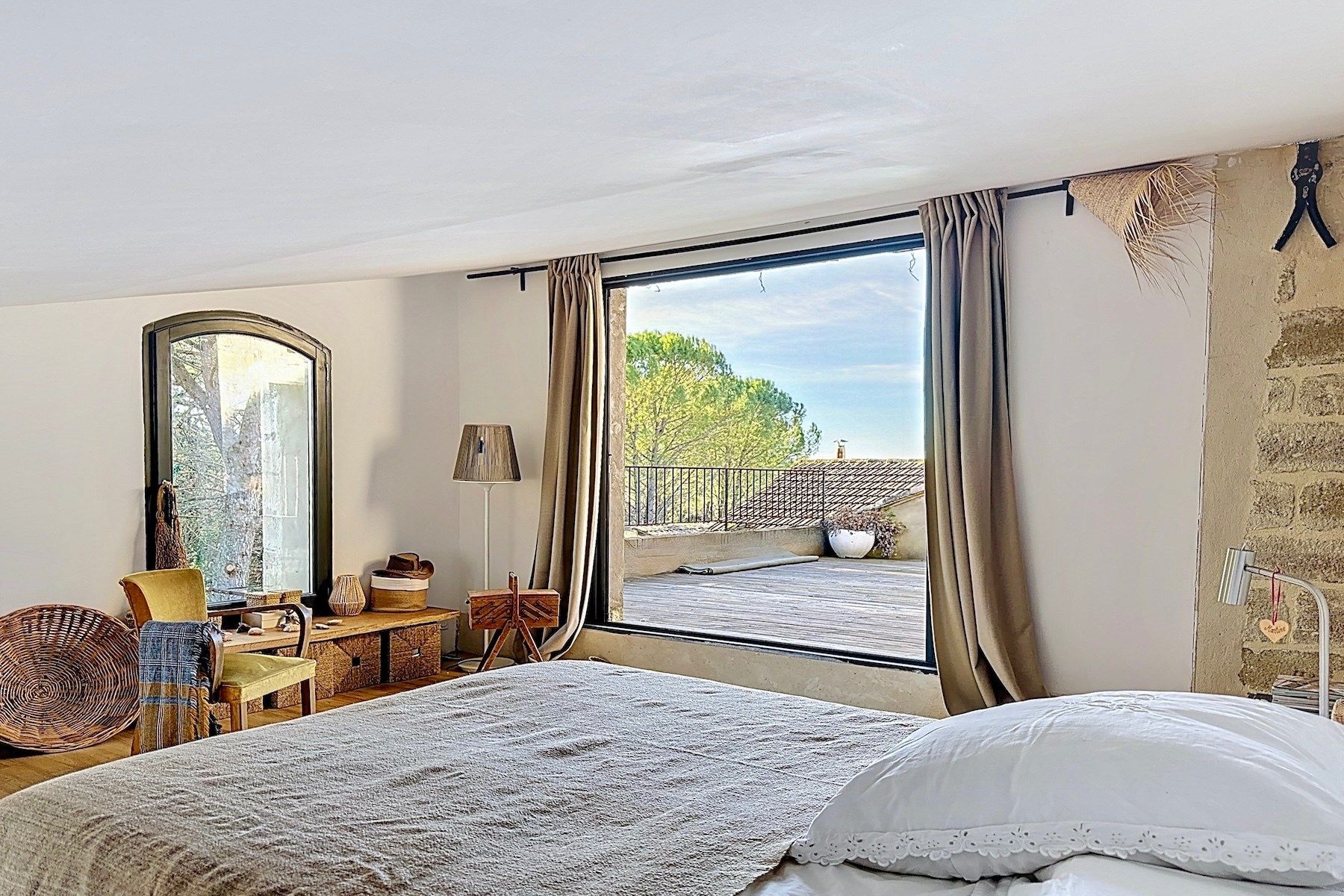 maison 10 Pièces en vente sur UZES (30700)