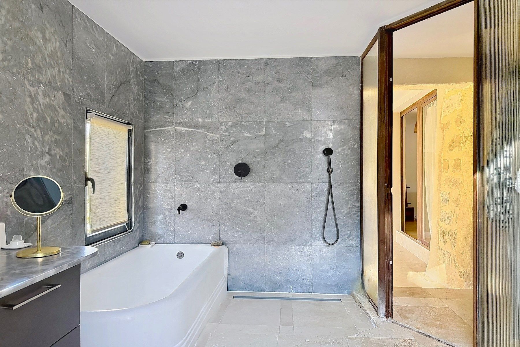 maison 10 Pièces en vente sur UZES (30700)