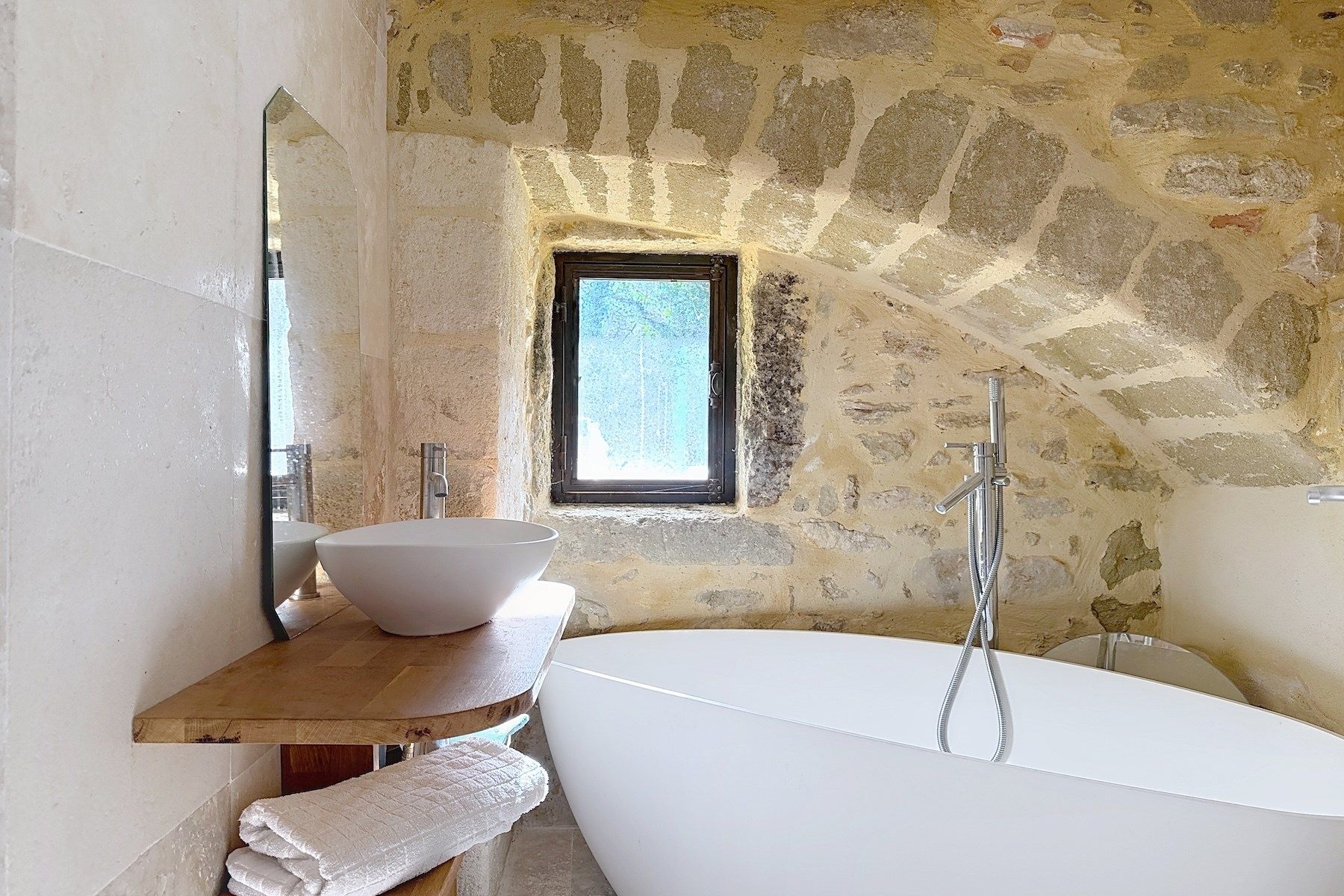 maison 10 Pièces en vente sur UZES (30700)
