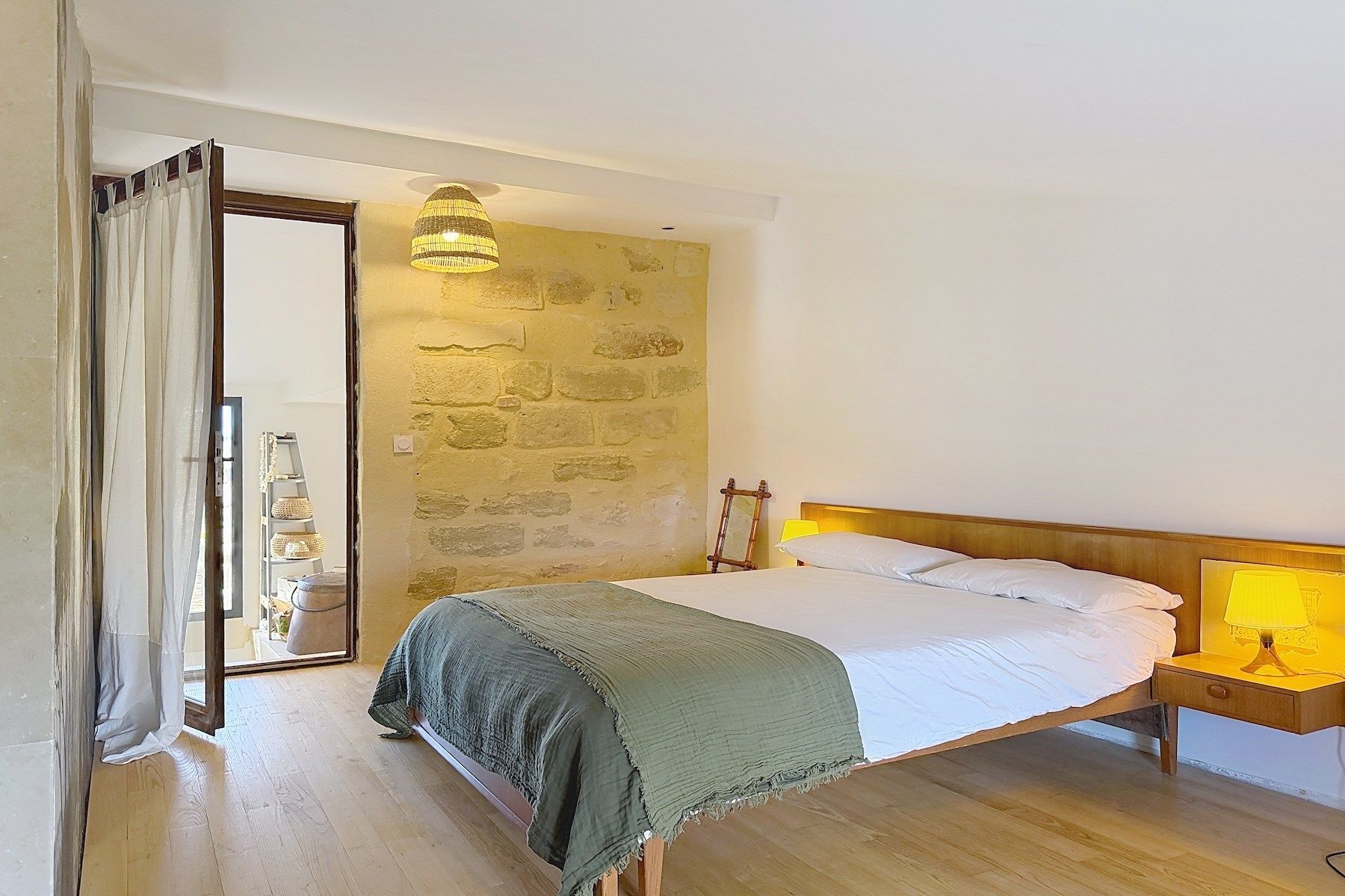 maison 10 Pièces en vente sur UZES (30700)