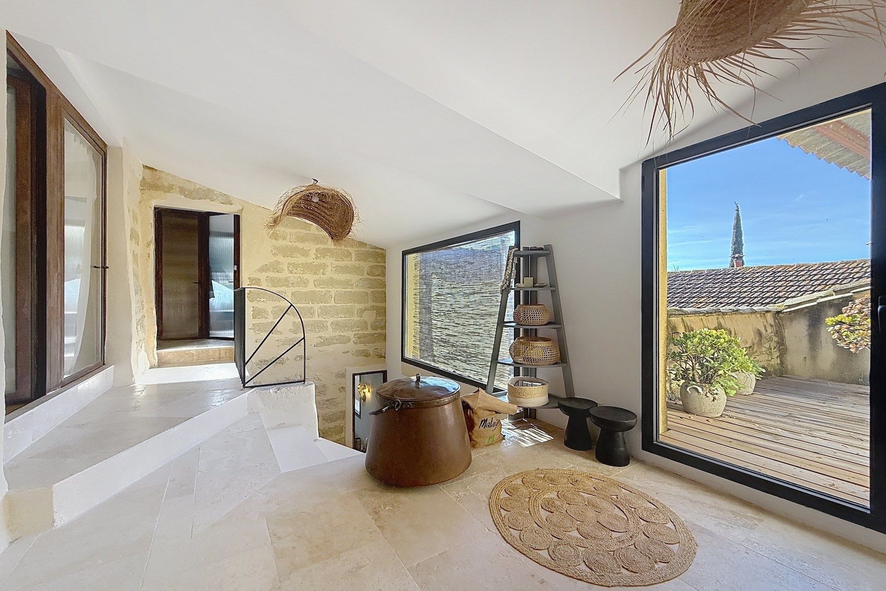 maison 10 Pièces en vente sur UZES (30700)