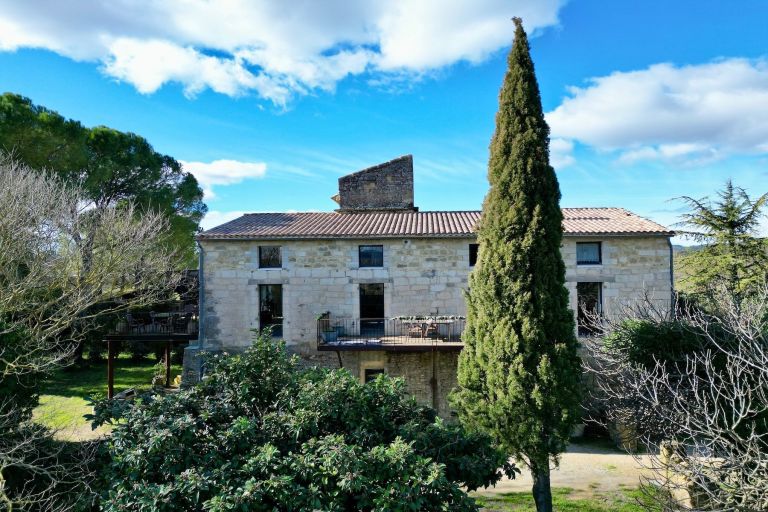 maison 10 Pièces en vente sur UZES (30700)