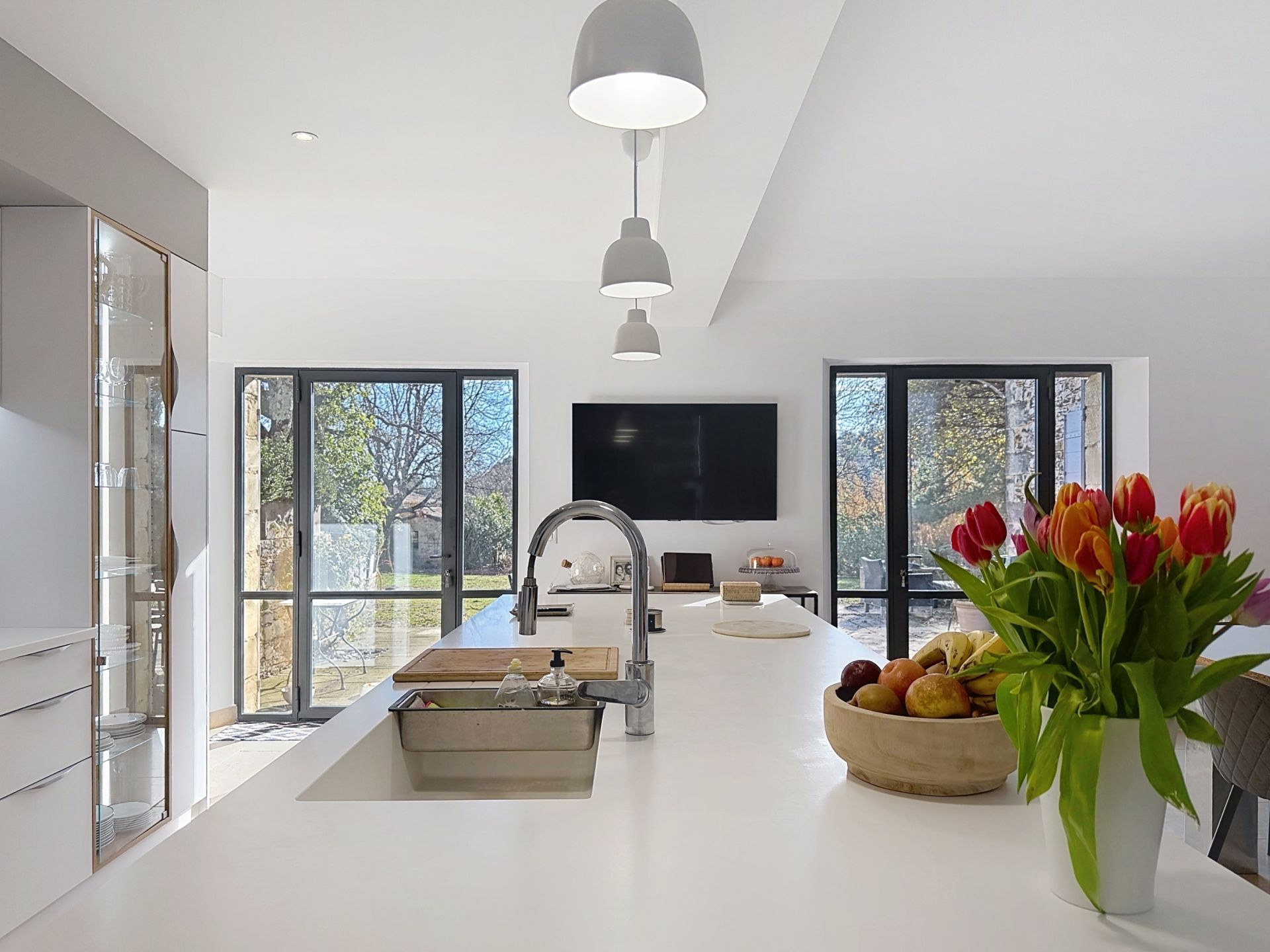 house 8 Rooms for sale on UZES (30700)