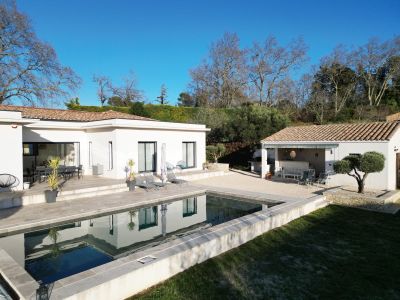 Vente Maison Uzès 5&nbsp;Pièces 222&nbsp;m²