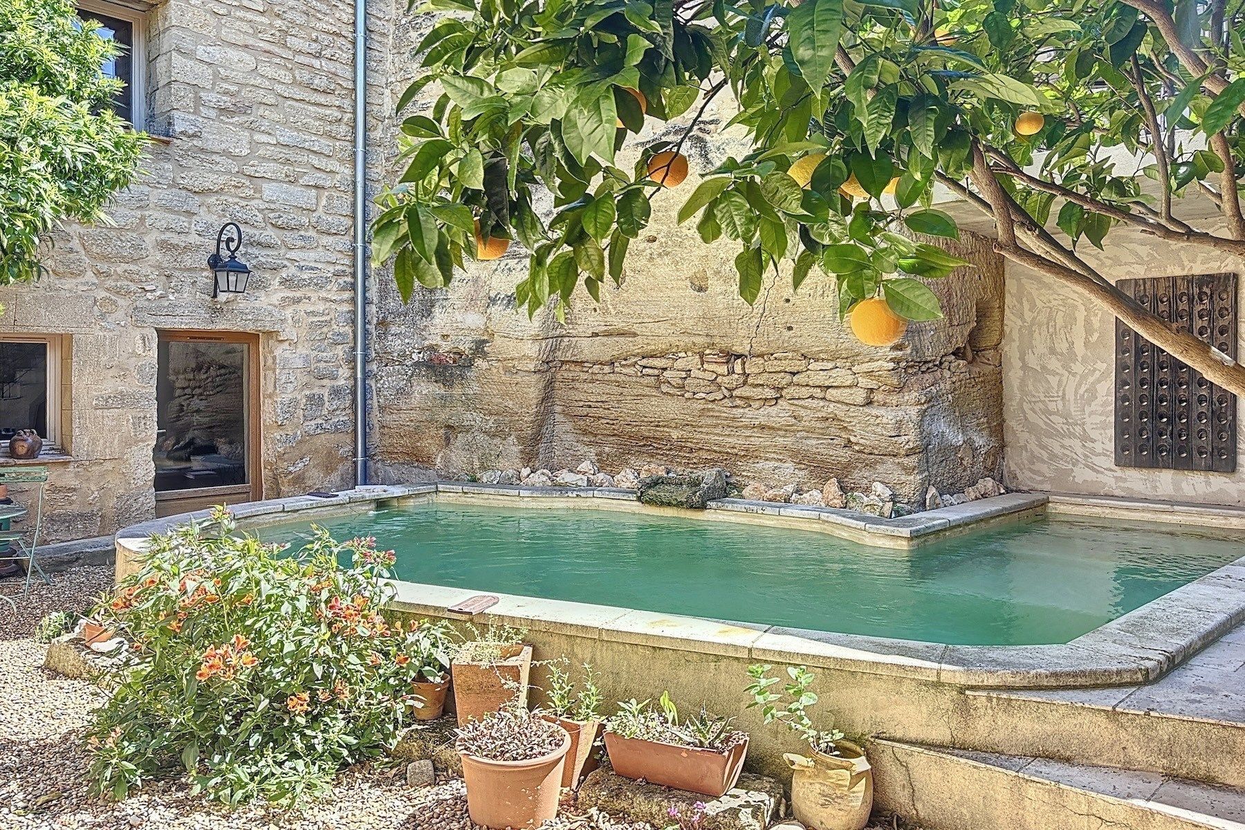 maison 11 Pièces en vente sur UZES (30700)