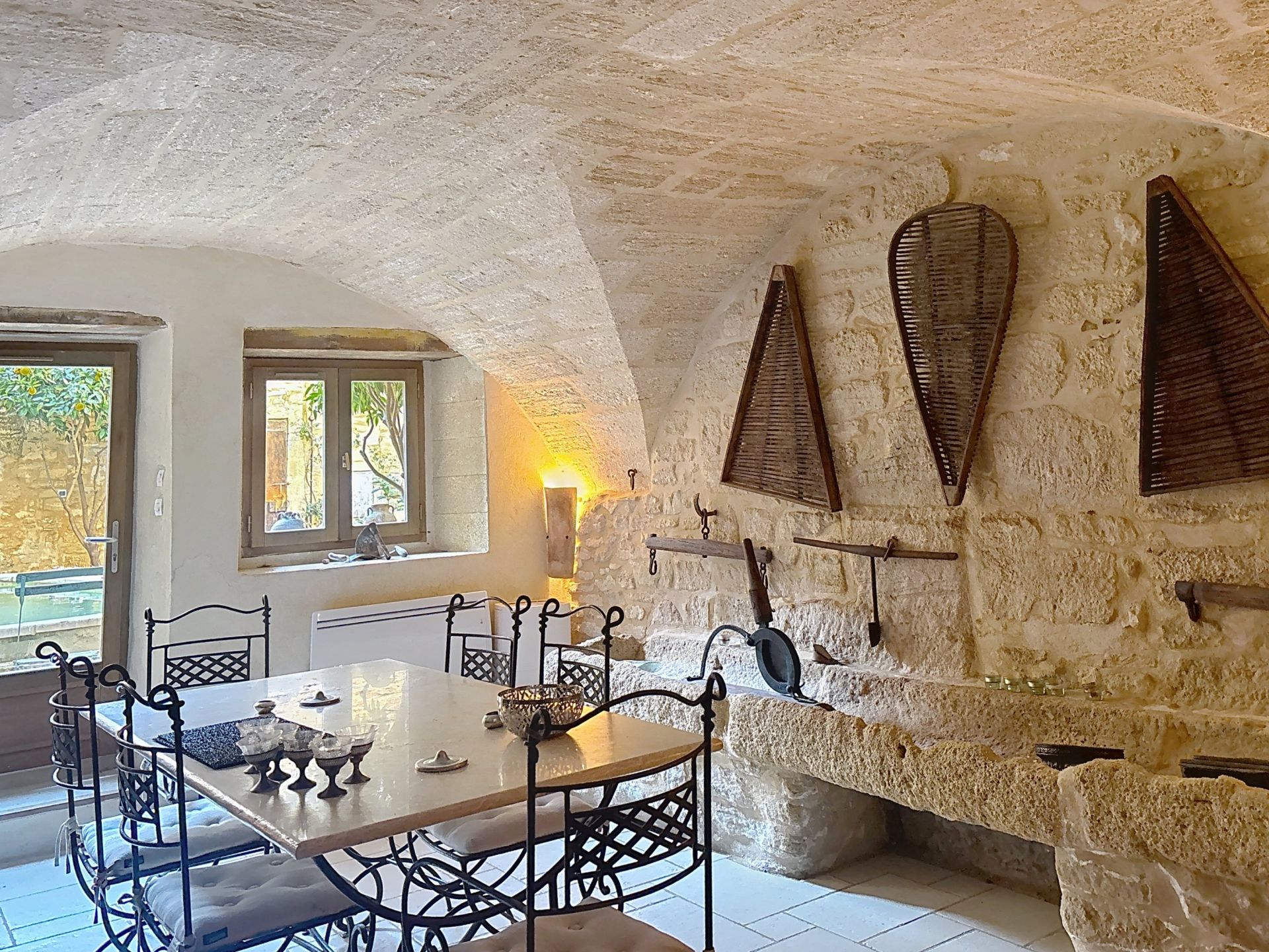 maison 11 Pièces en vente sur UZES (30700)