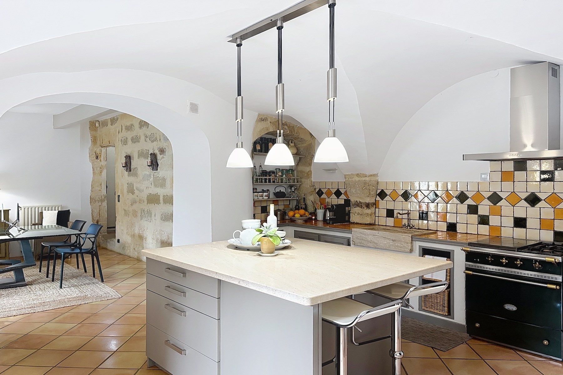 mas 10 Pièces en vente sur UZES (30700)