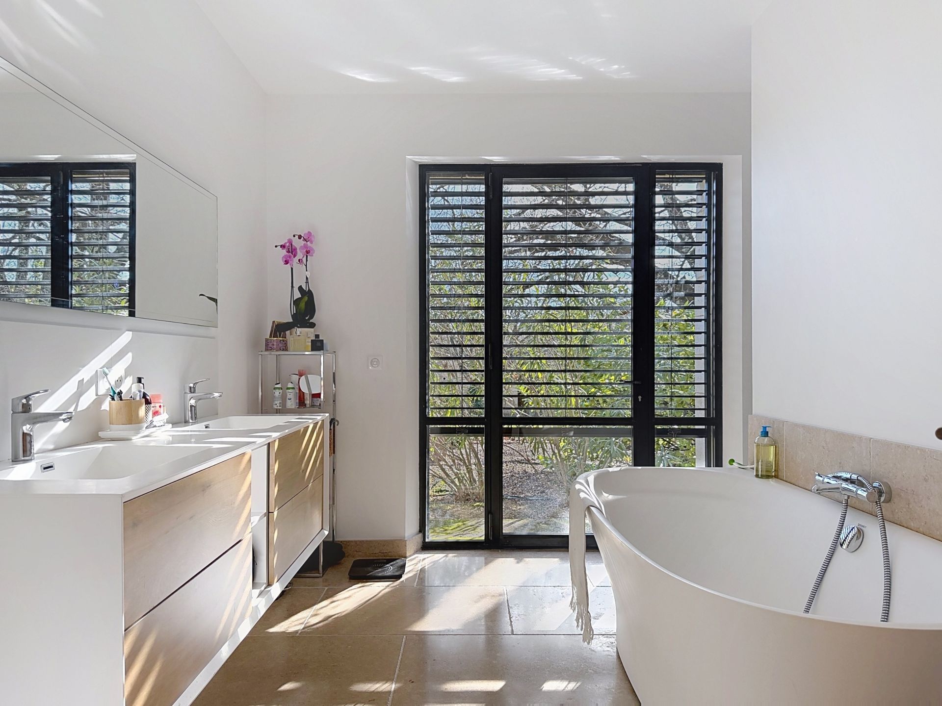 maison 8 Pièces en vente sur UZES (30700)