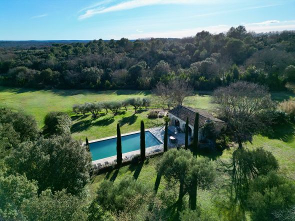 Vente Maison Uzès 8&nbsp;Pièces 330&nbsp;m²