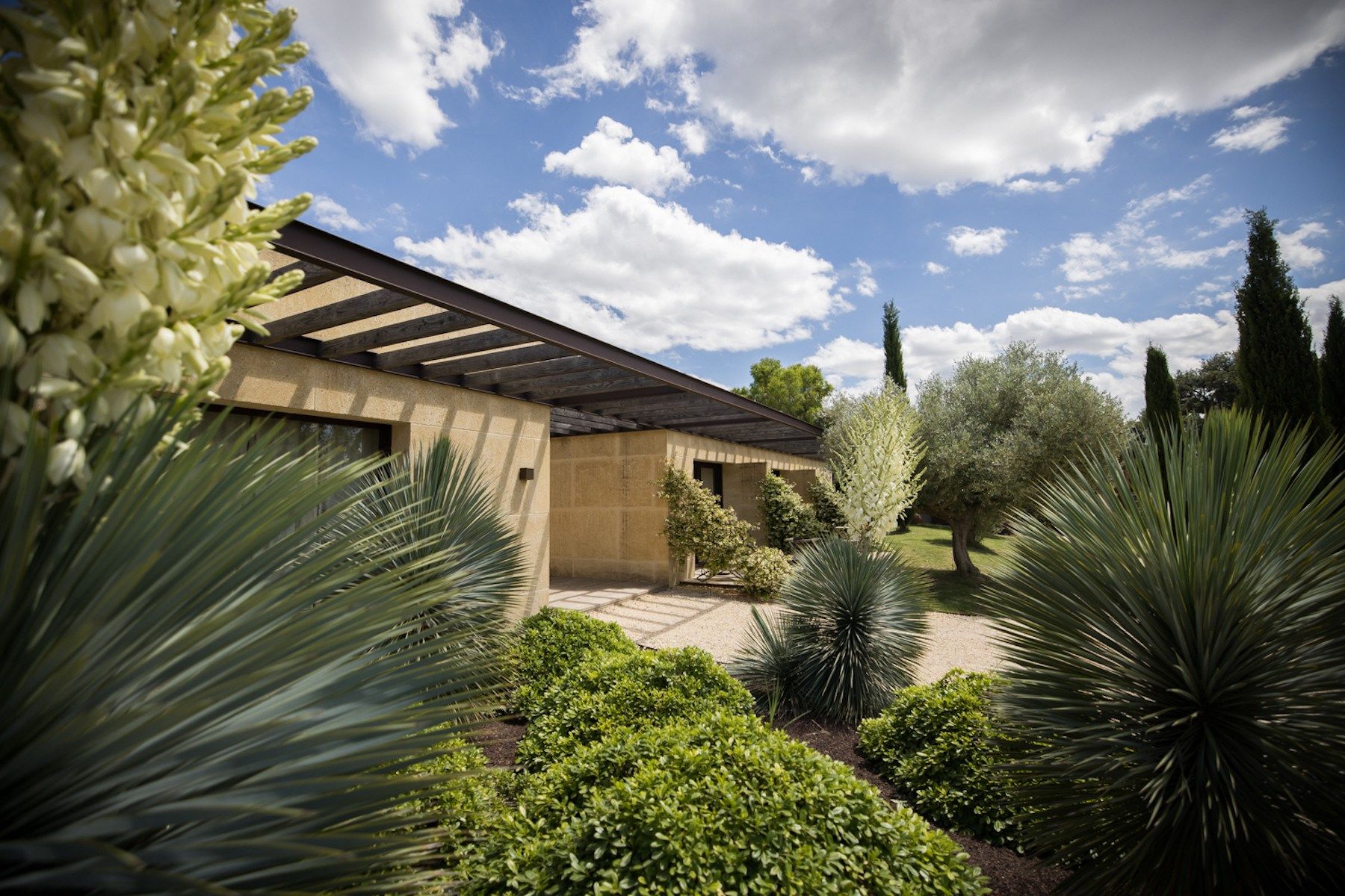 propriété 8 Pièces en vente sur UZES (30700)