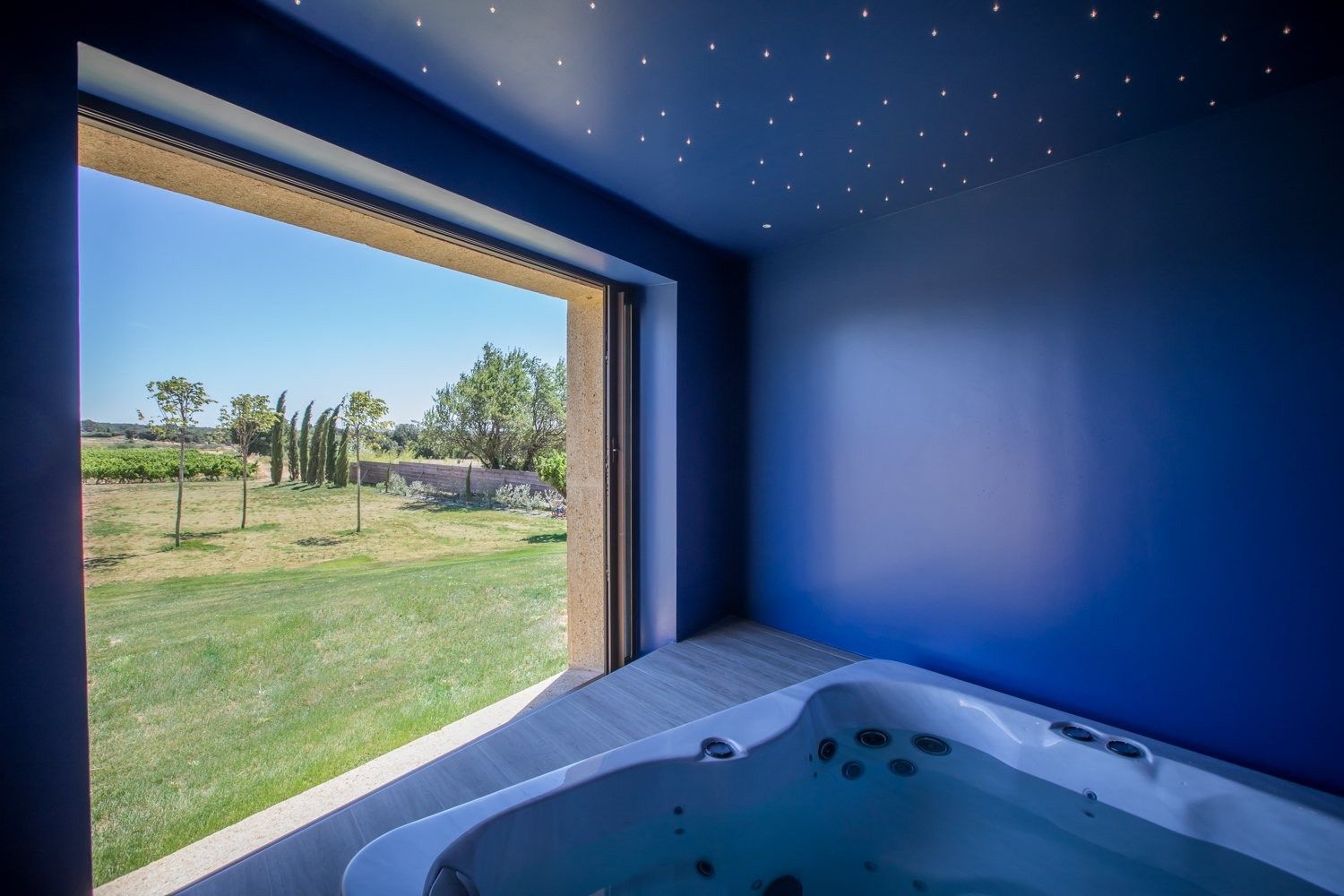 propriété 8 Pièces en vente sur UZES (30700)