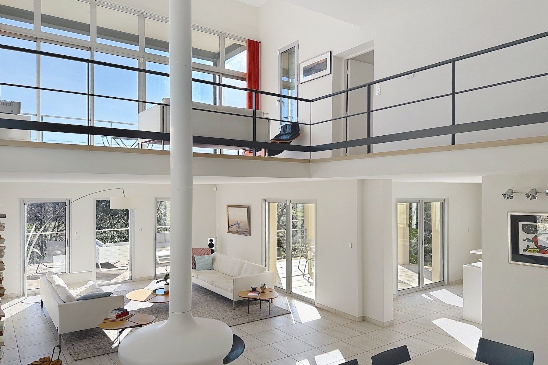 house 10 Rooms for sale on UZES (30700)