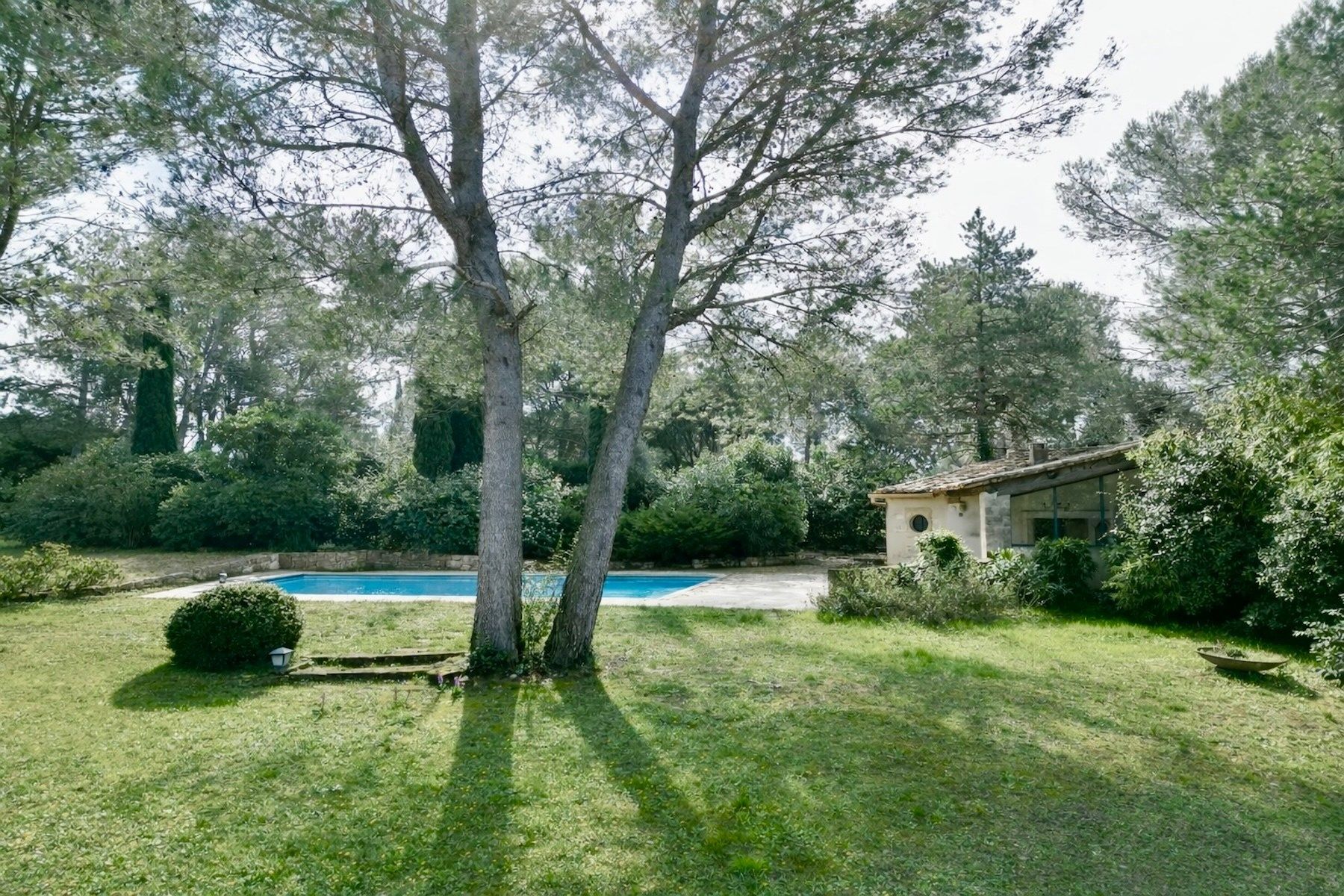 mas 6 Rooms for sale on ST SIFFRET (30700)