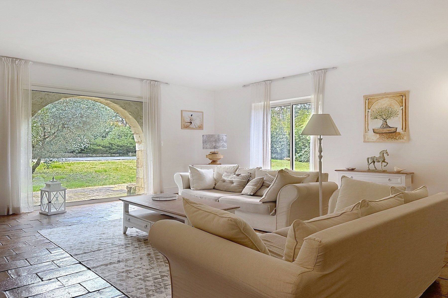 mas 6 Rooms for sale on ST SIFFRET (30700)