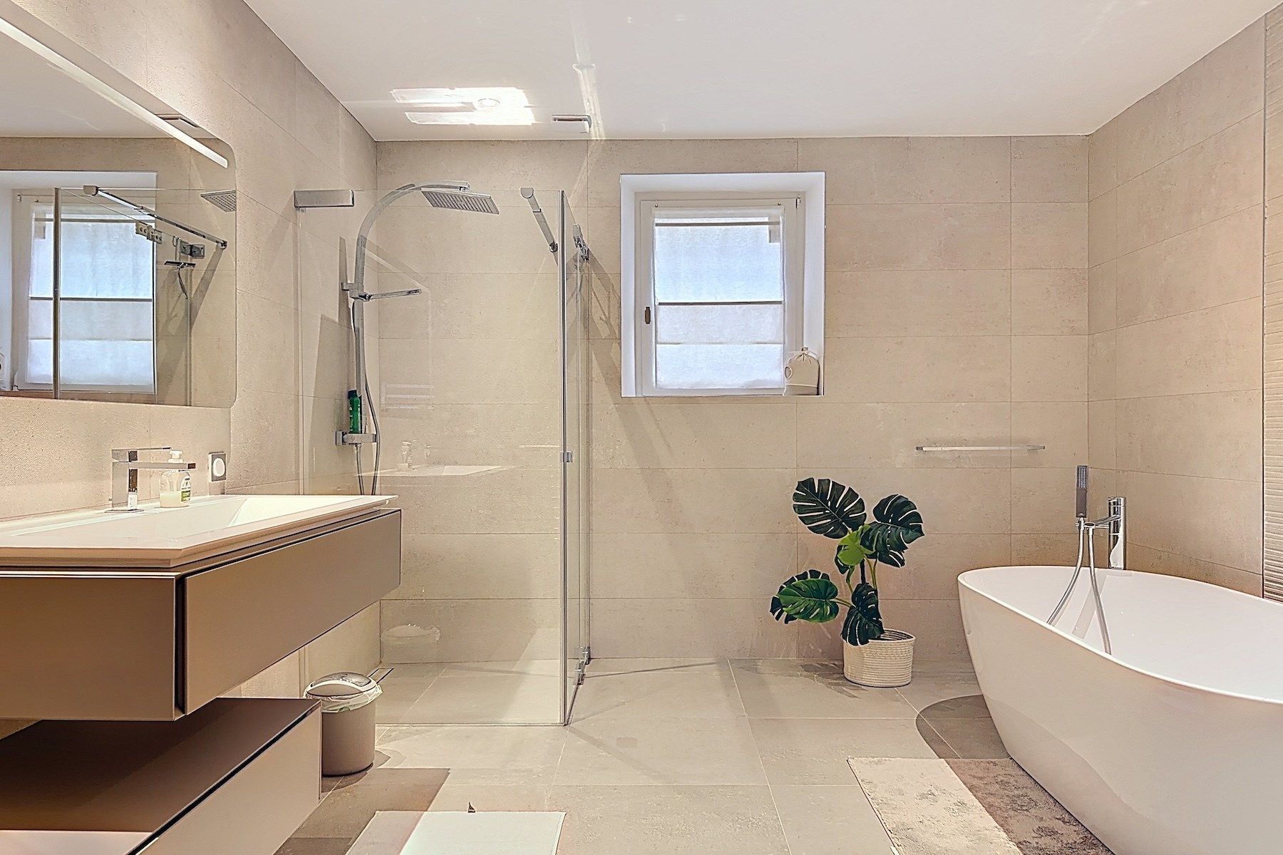 mas 6 Rooms for sale on ST SIFFRET (30700)
