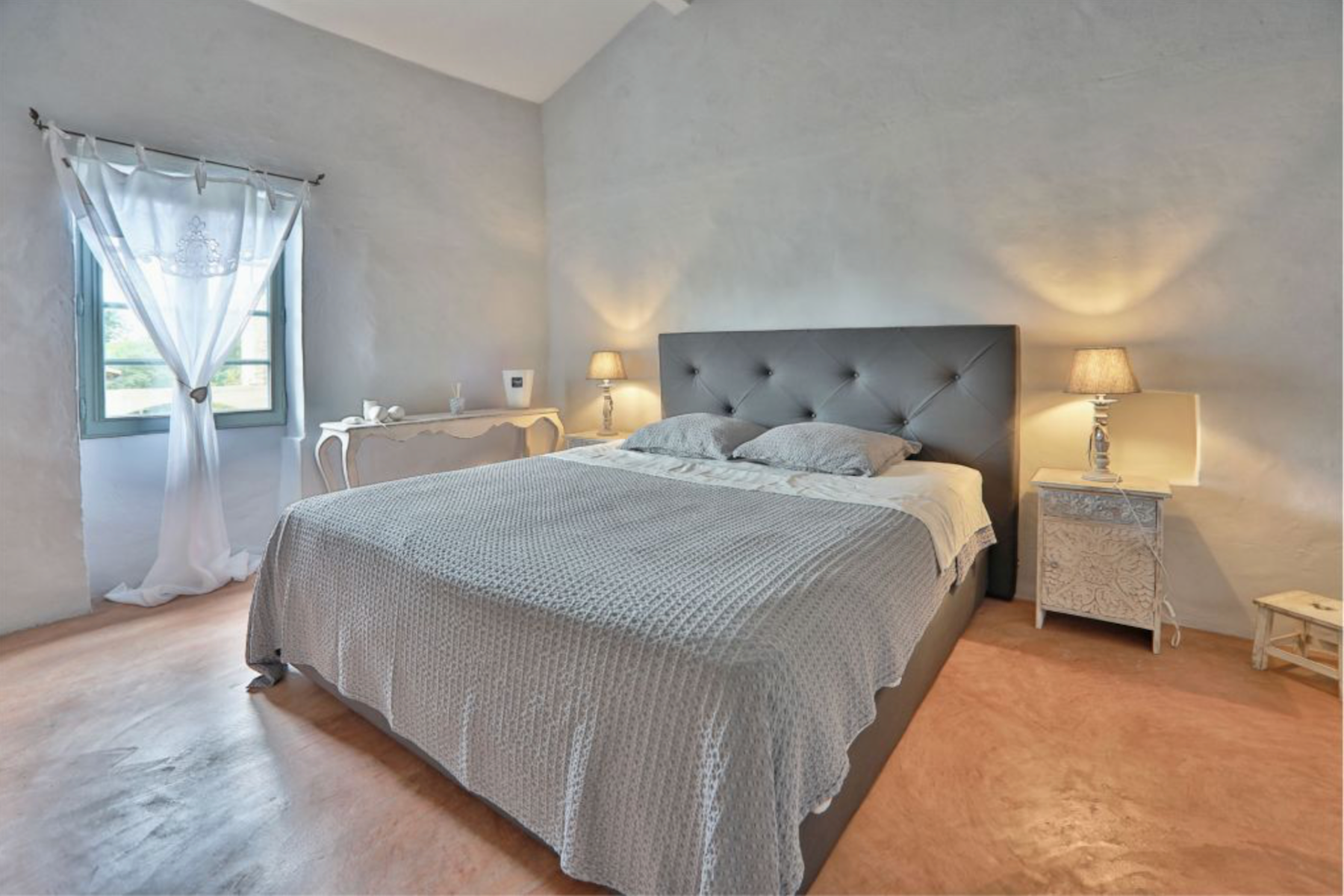 maison 9 Pièces en vente sur UZES (30700)