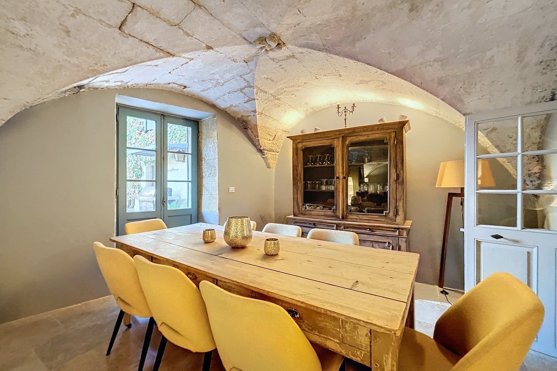 maison 9 Pièces en vente sur UZES (30700)
