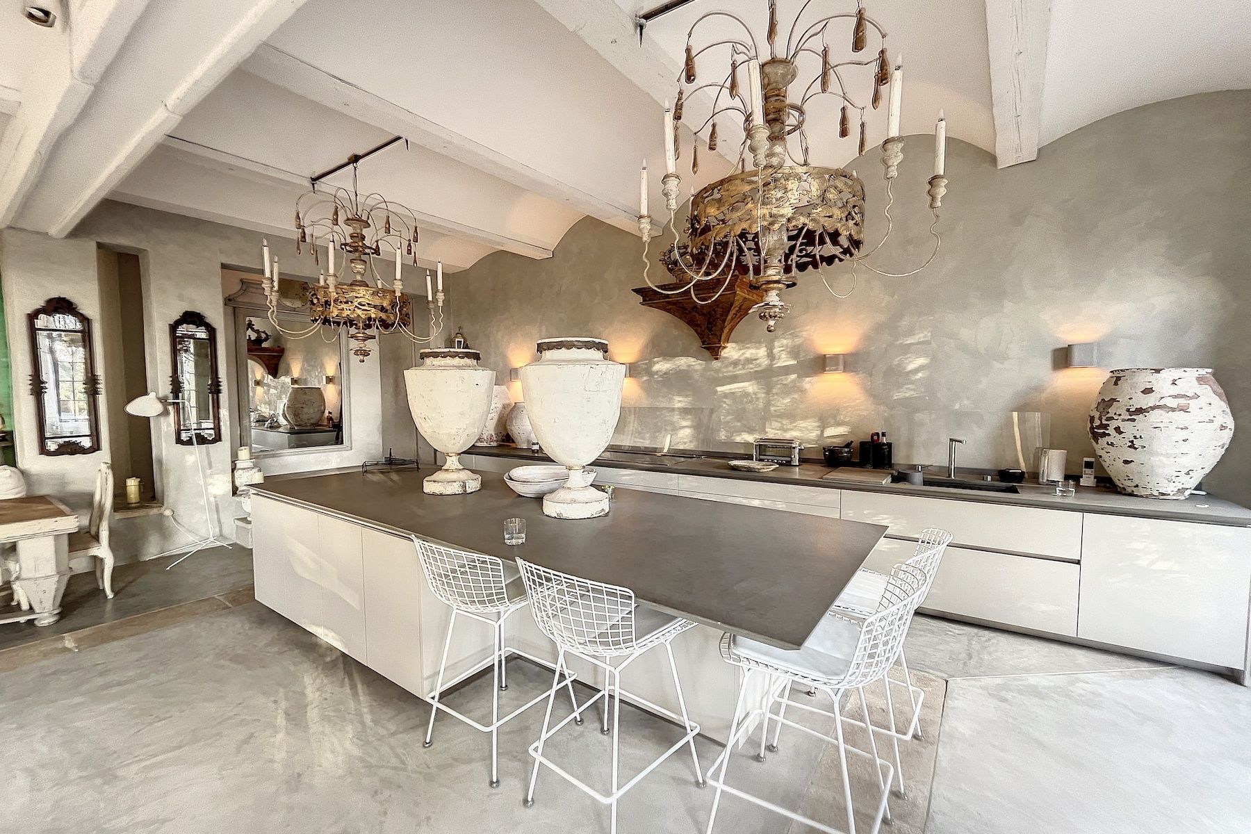 maison 8 Pièces en vente sur ST MAXIMIN (30700)