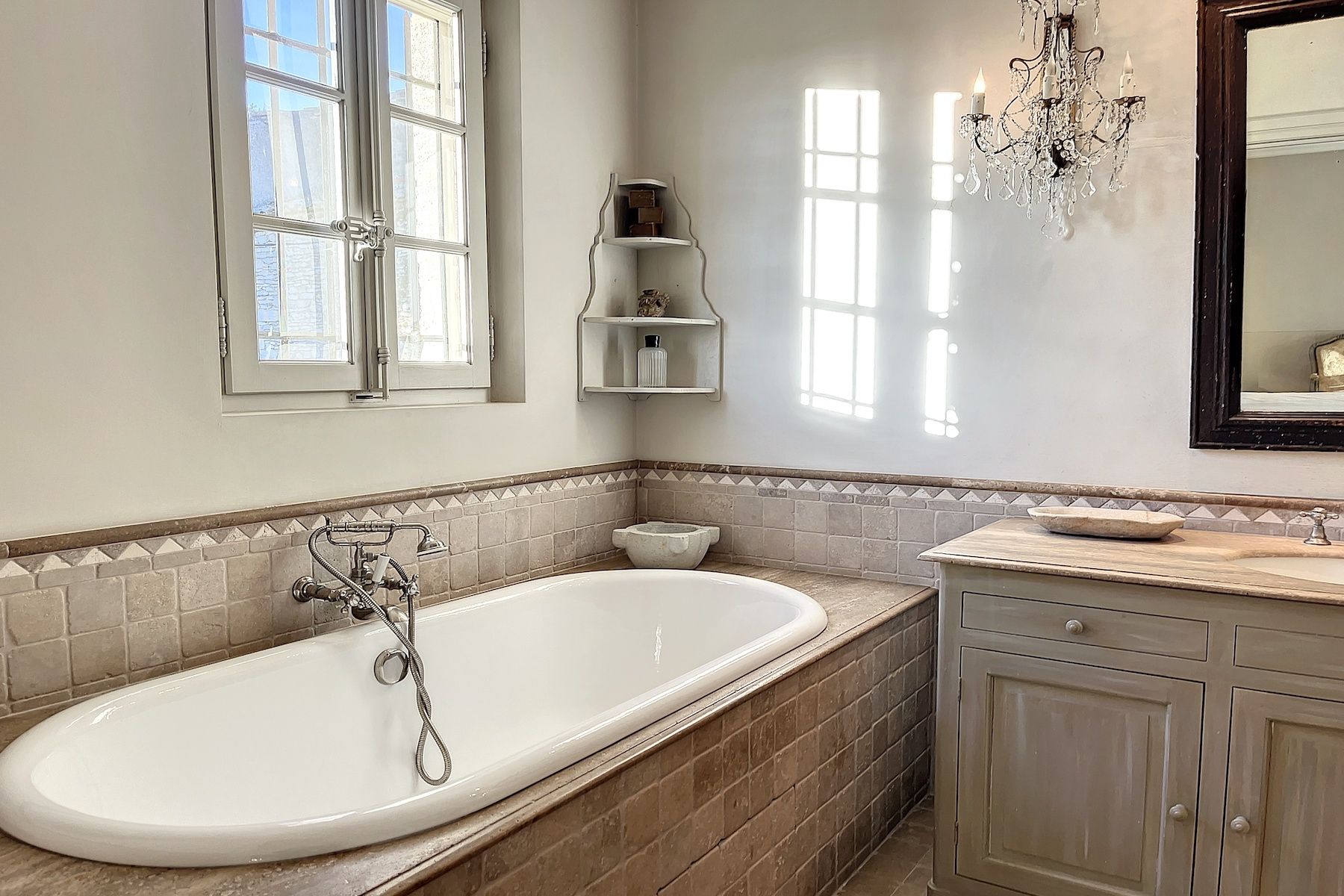 maison 8 Pièces en vente sur ST MAXIMIN (30700)