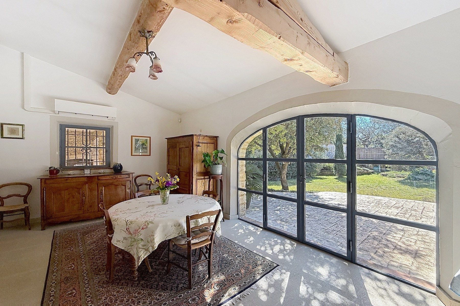 house 6 Rooms for sale on CASTILLON DU GARD (30210)