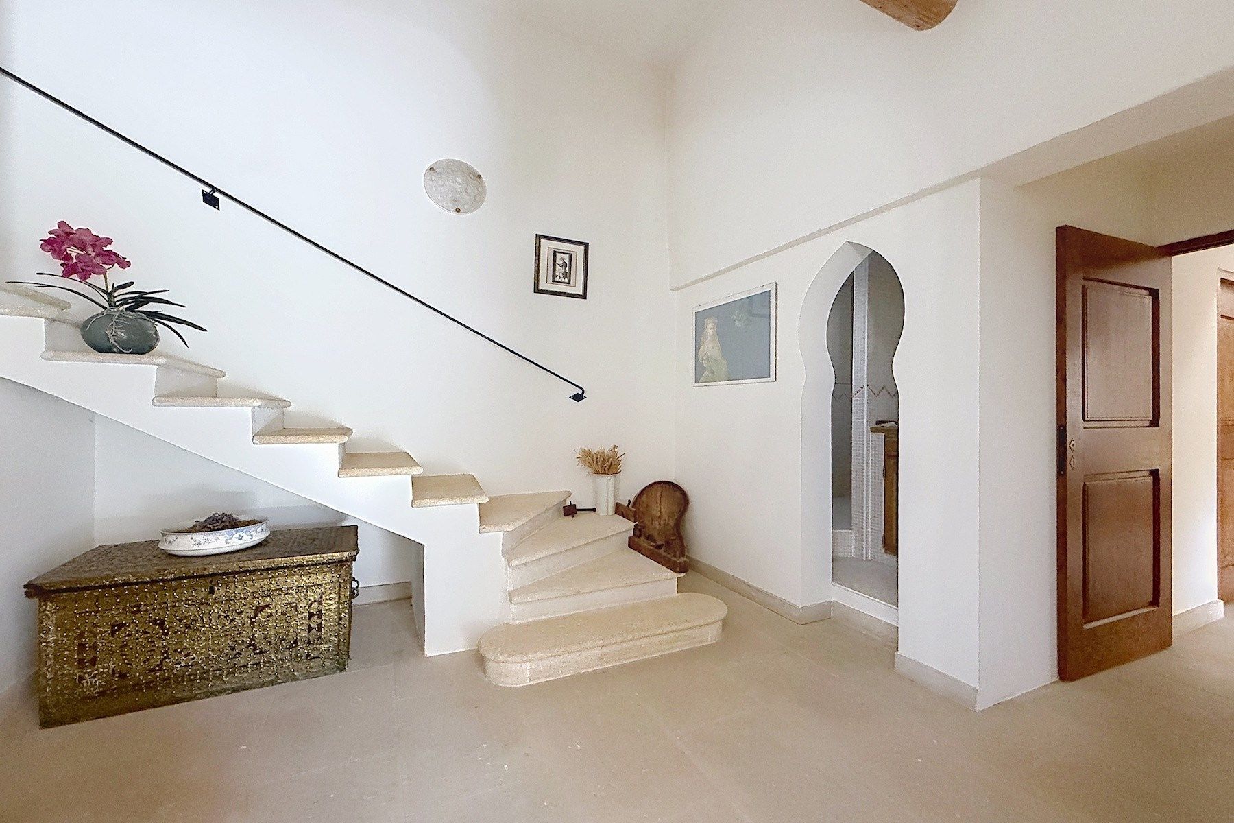 house 6 Rooms for sale on CASTILLON DU GARD (30210)