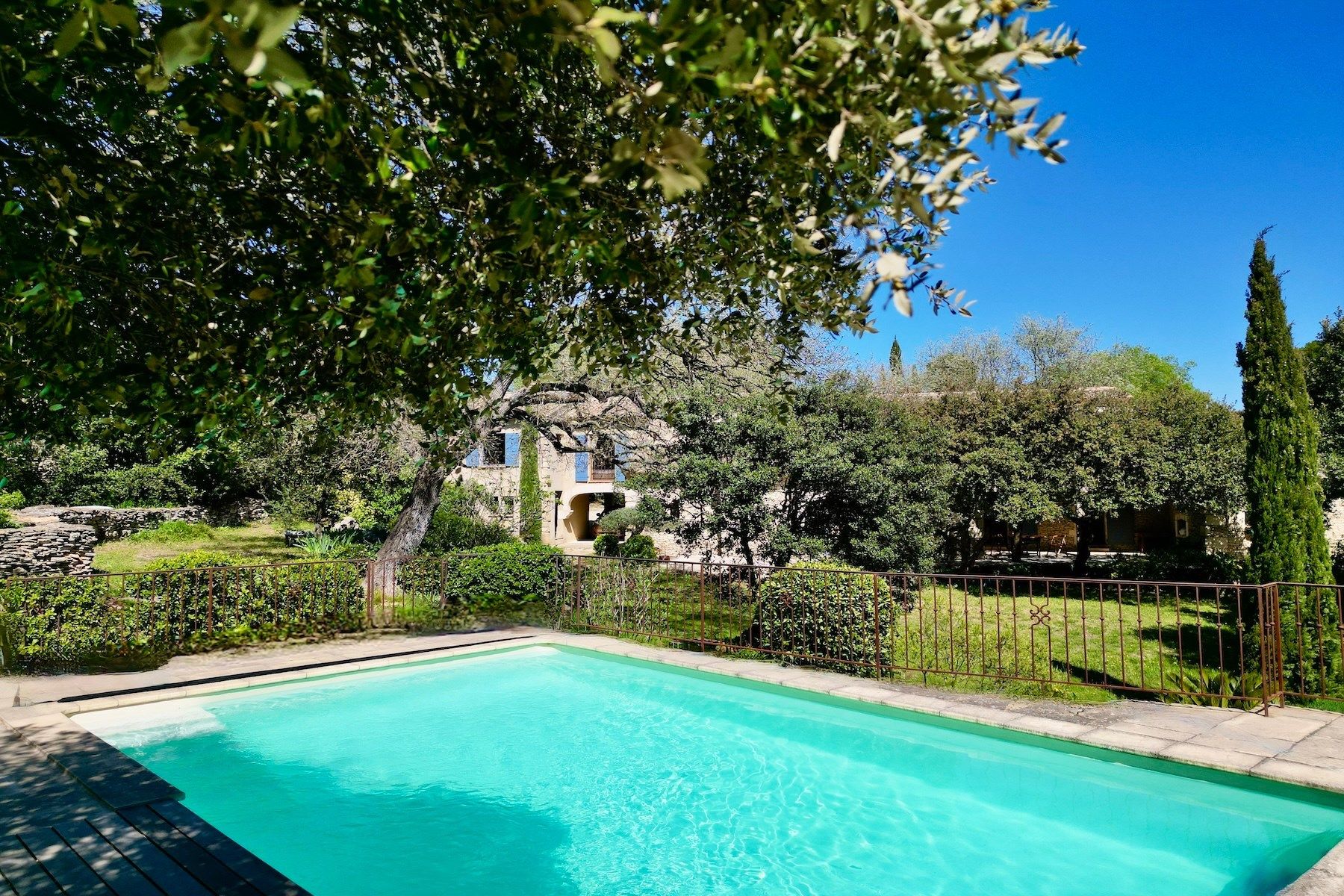 maison 6 Pièces en vente sur CASTILLON DU GARD (30210)