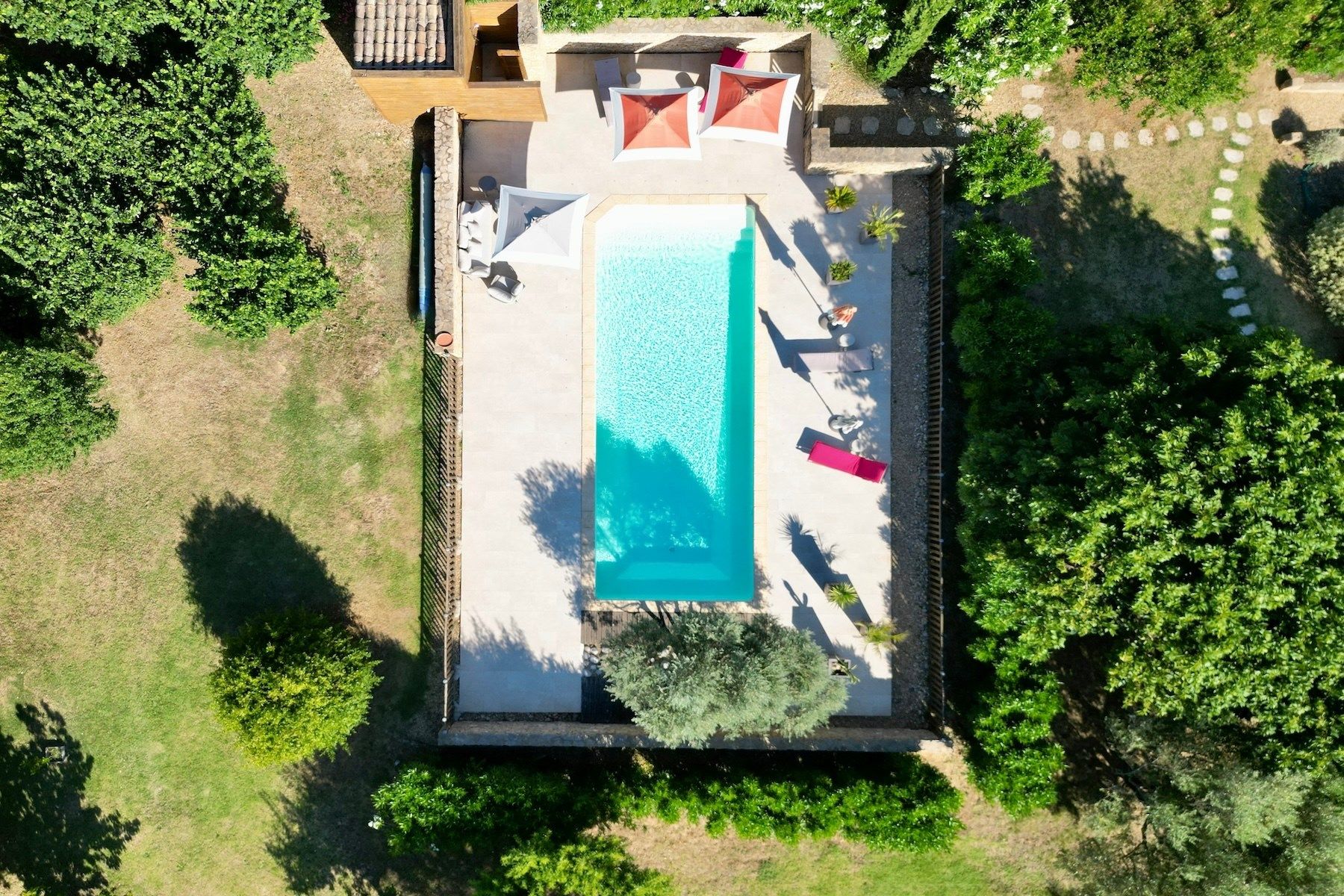 maison 10 Pièces en vente sur UZES (30700)