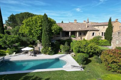 Vente Maison Uzès 8&nbsp;Pièces 330&nbsp;m²