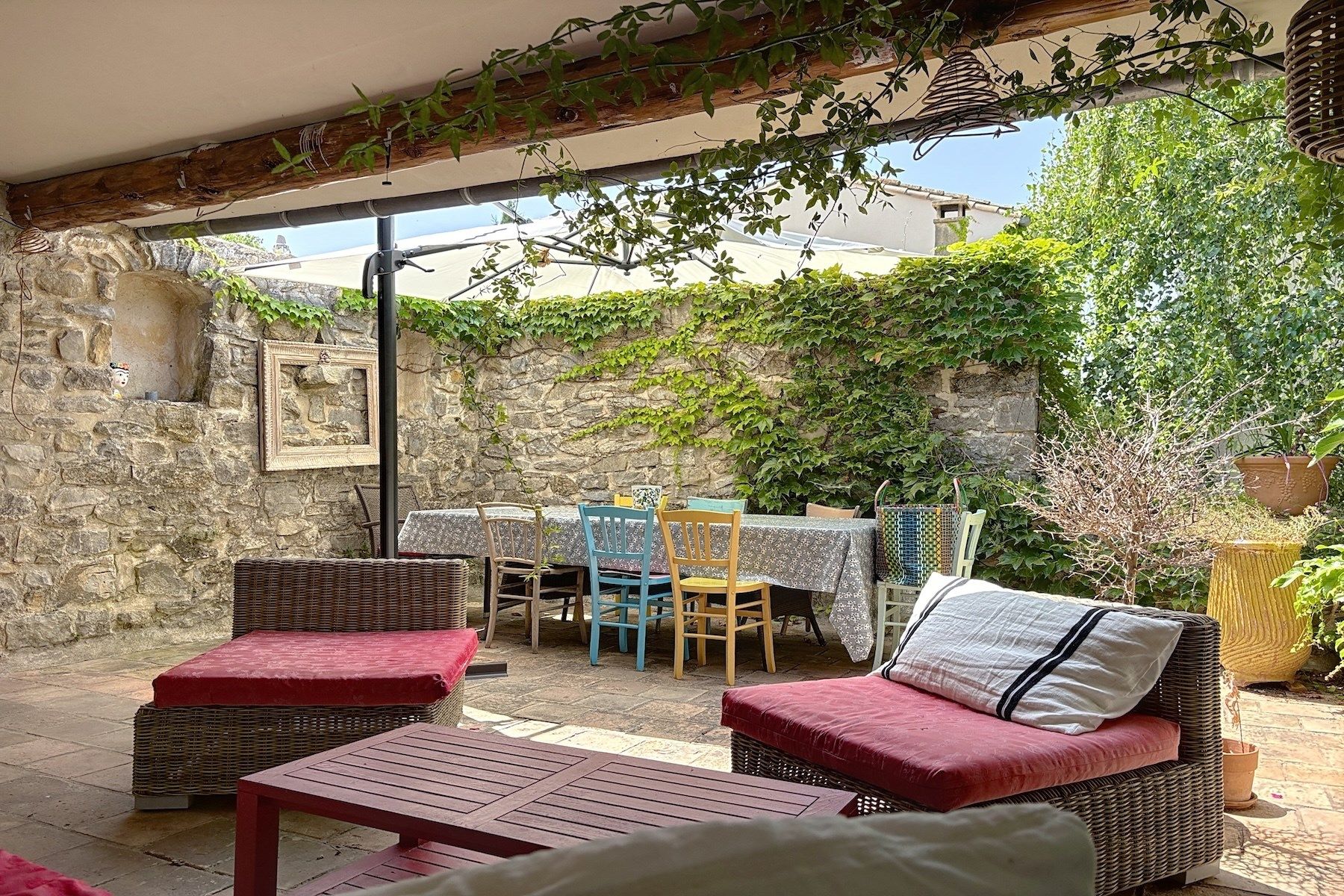 house 10 Rooms for sale on LUSSAN (30580)