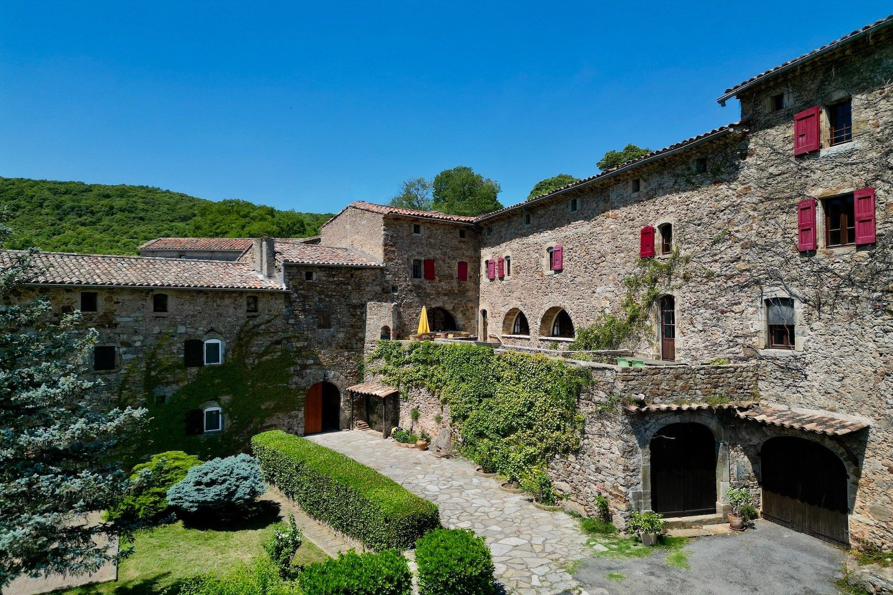 mas 33 Pièces en vente sur ANDUZE (30140)