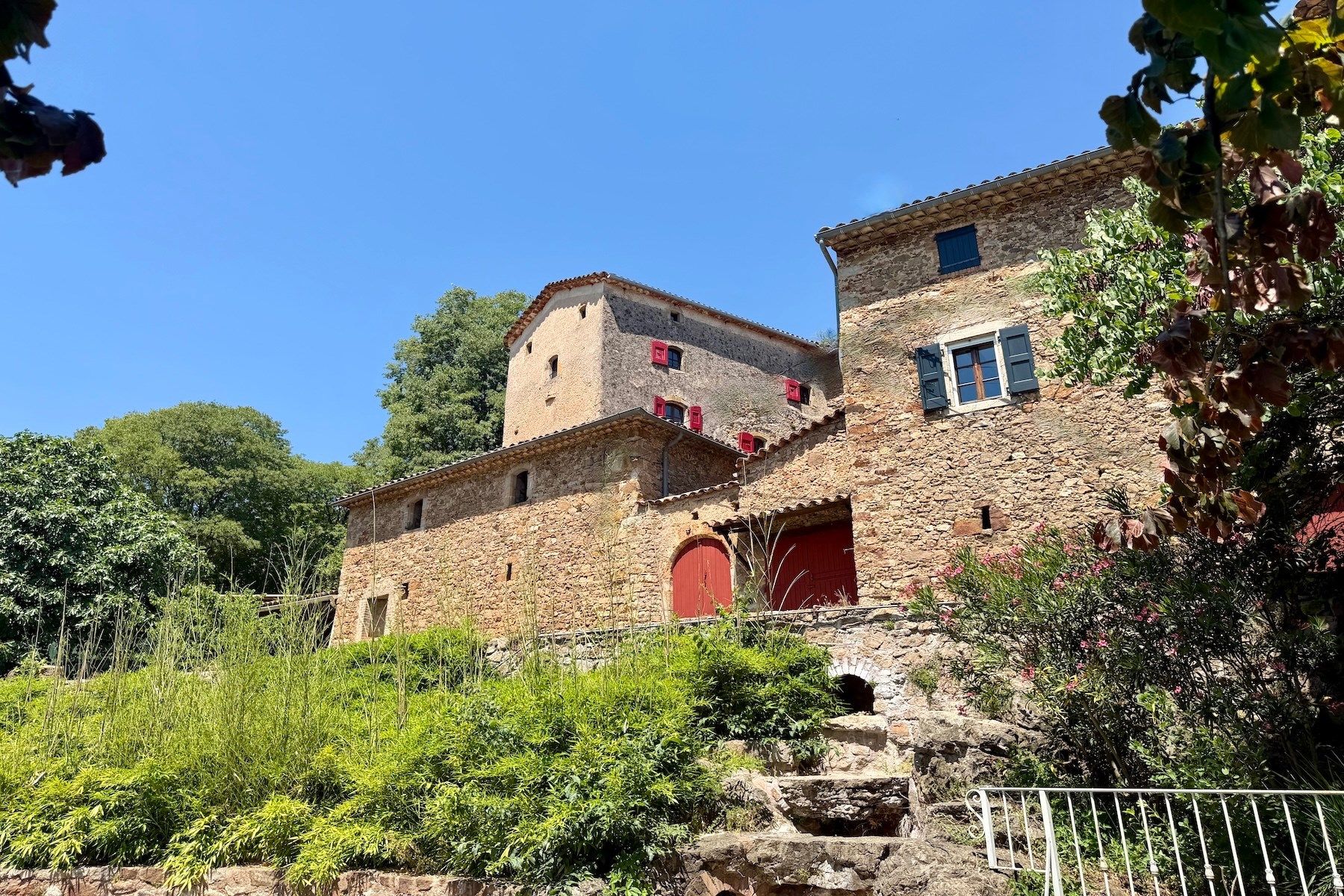 mas 33 Pièces en vente sur ANDUZE (30140)