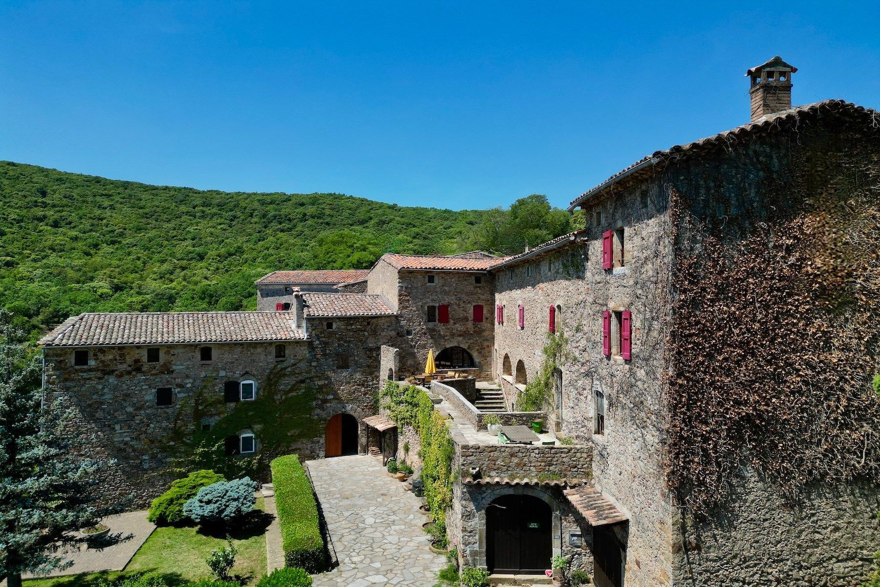 mas 33 Pièces en vente sur ANDUZE (30140)