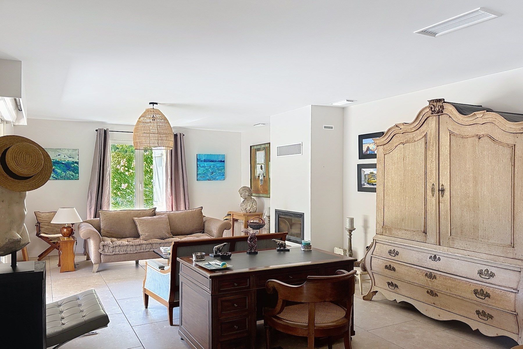 property 10 Rooms for sale on UZES (30700)