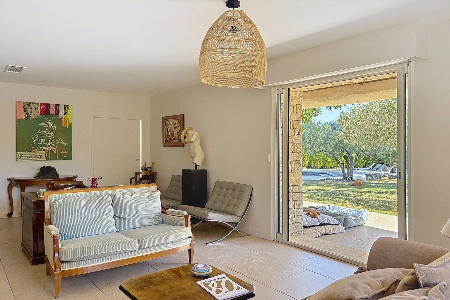 property 10 Rooms for sale on UZES (30700)