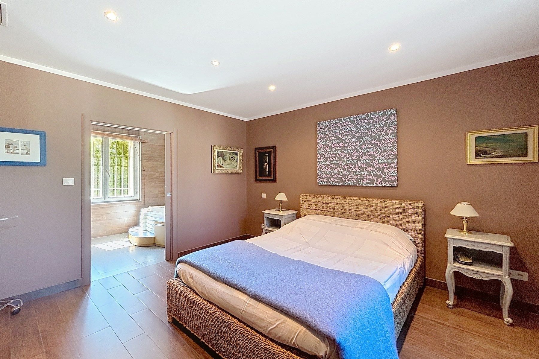 property 10 Rooms for sale on UZES (30700)