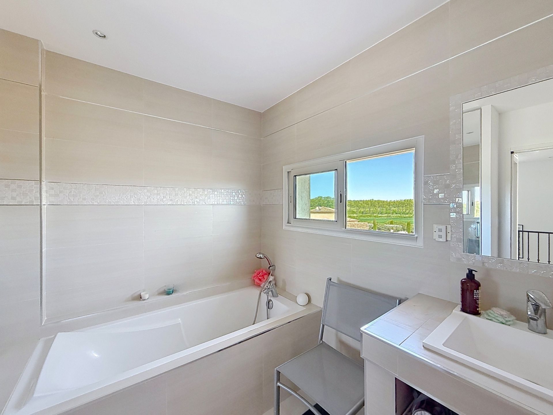 maison 4 Pièces en vente sur UZES (30700)