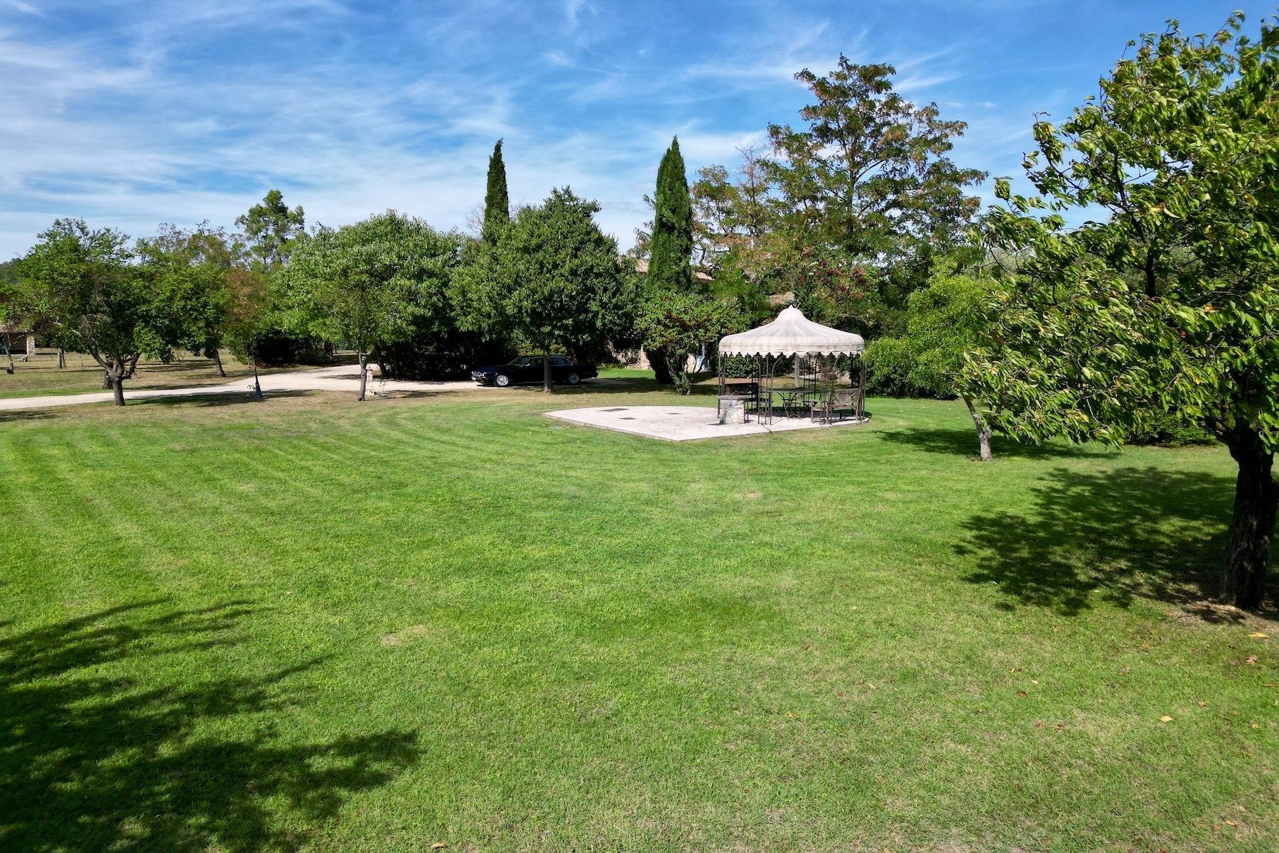 maison 9 Pièces en vente sur UZES (30700)