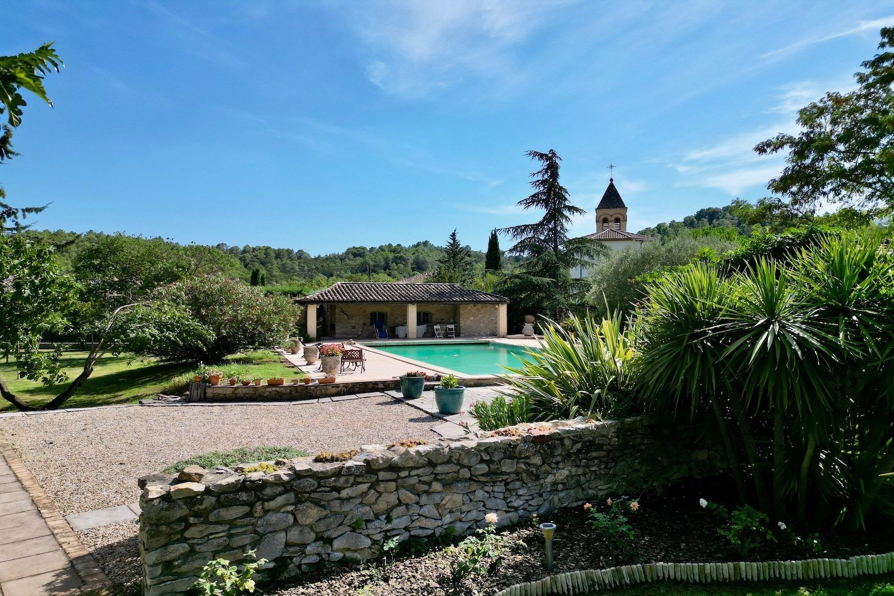 maison 9 Pièces en vente sur UZES (30700)
