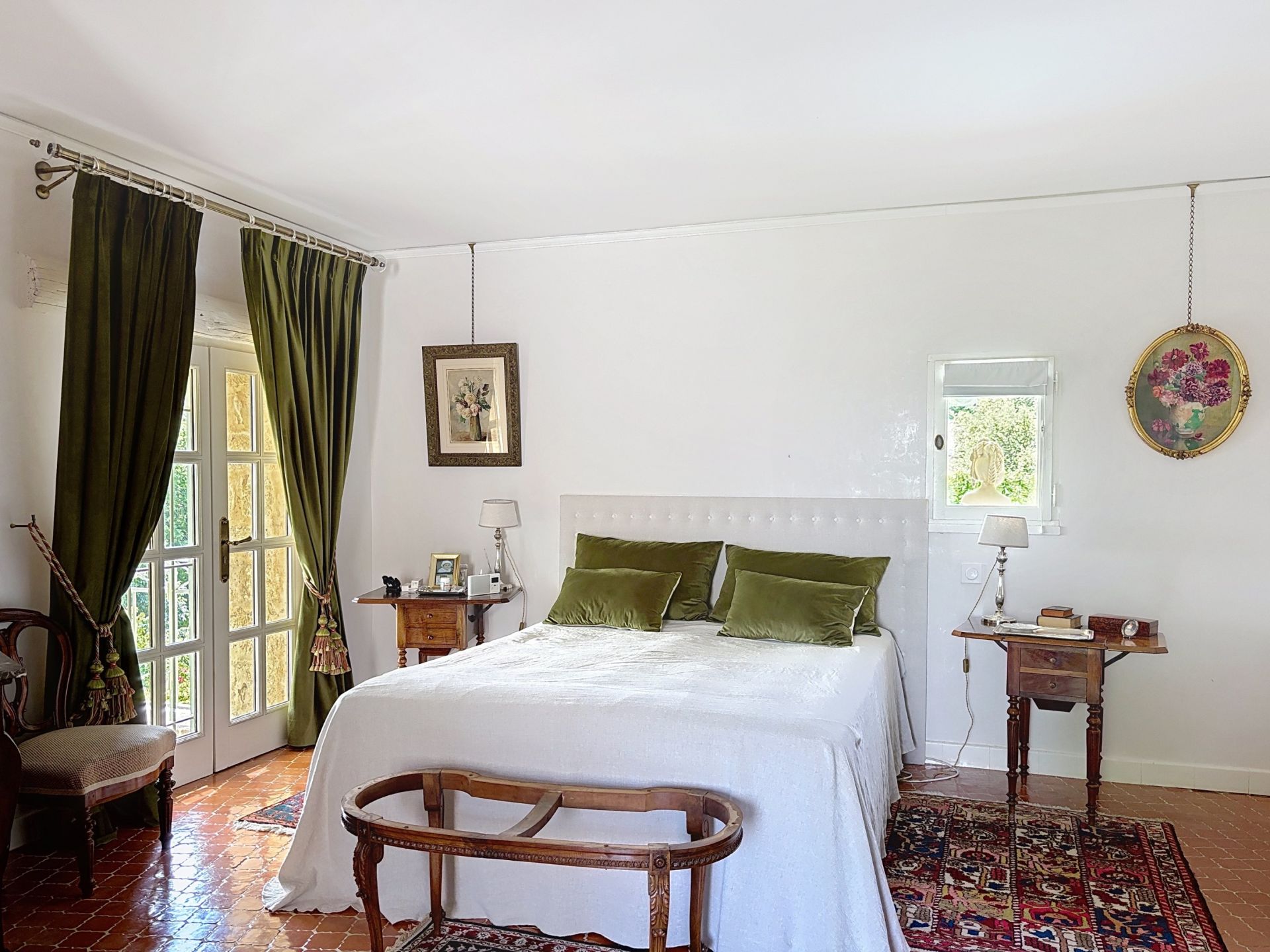 maison 11 Pièces en vente sur UZES (30700)
