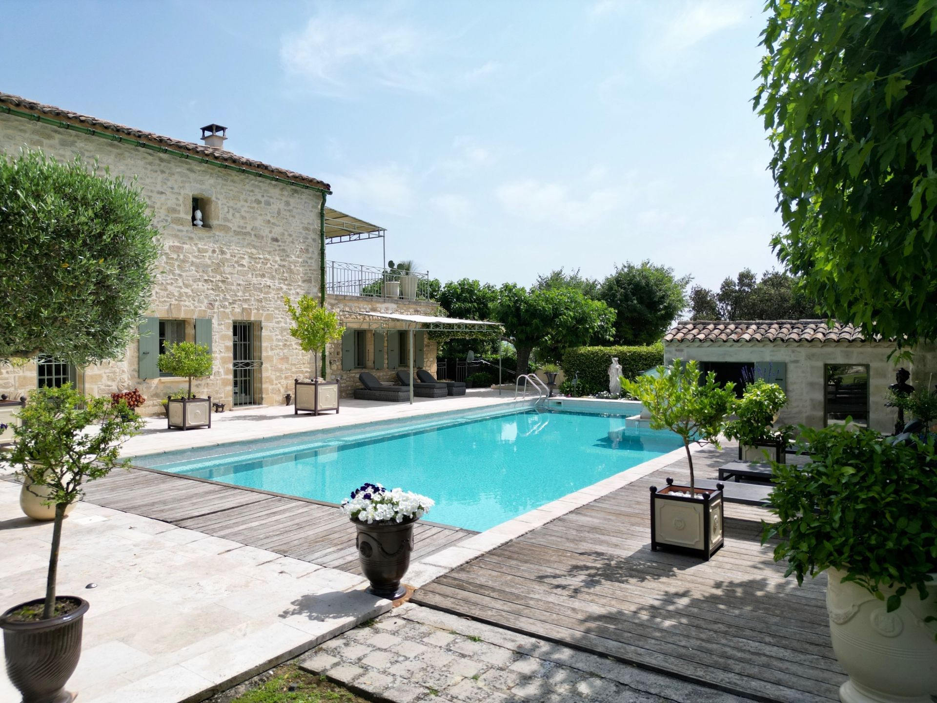 maison 11 Pièces en vente sur UZES (30700)